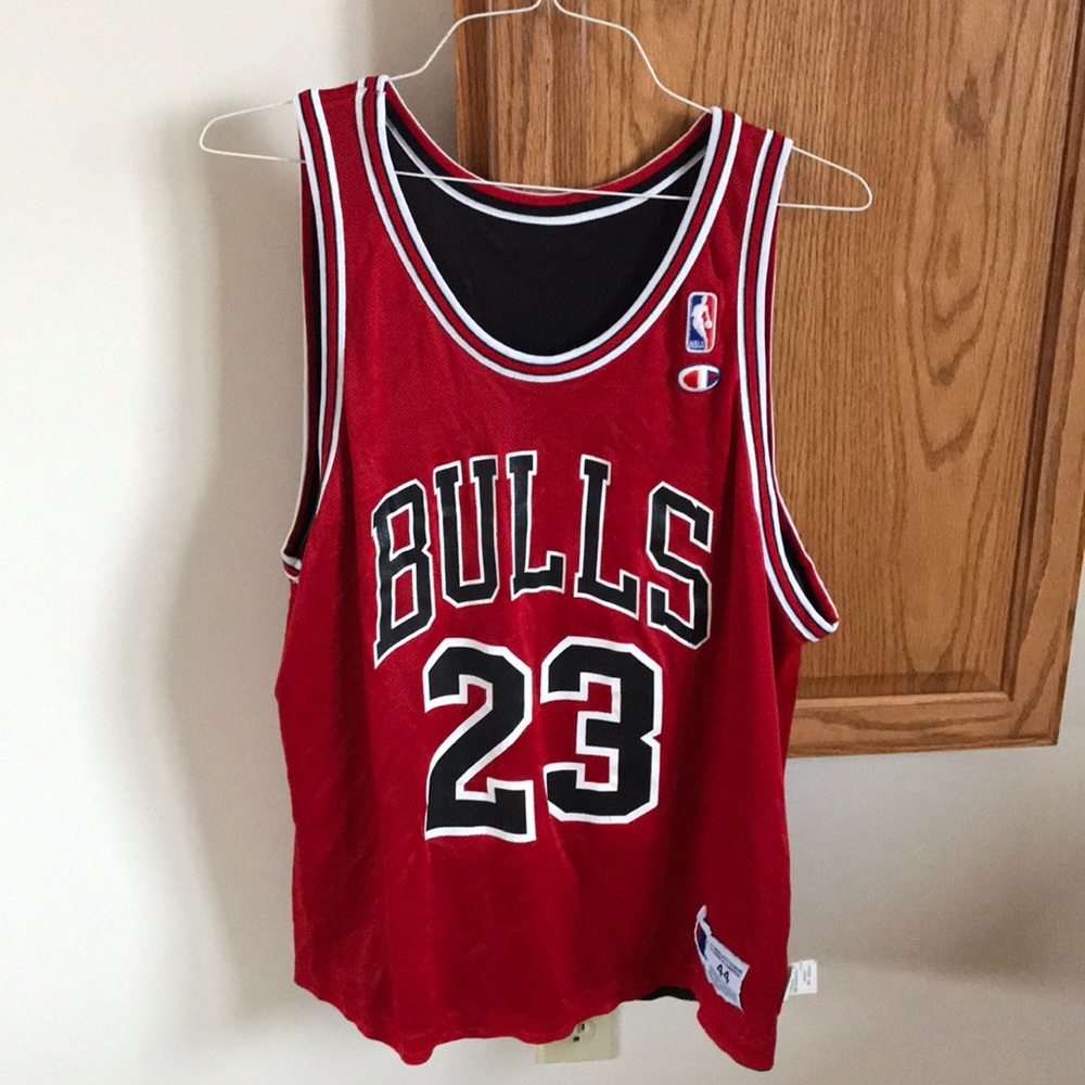 Reversible vintage champion Jordan Bulls jersey